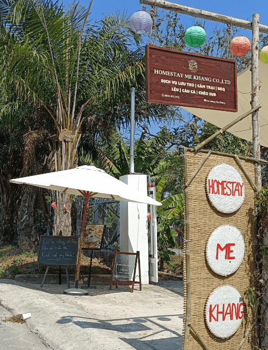 Homestay gate